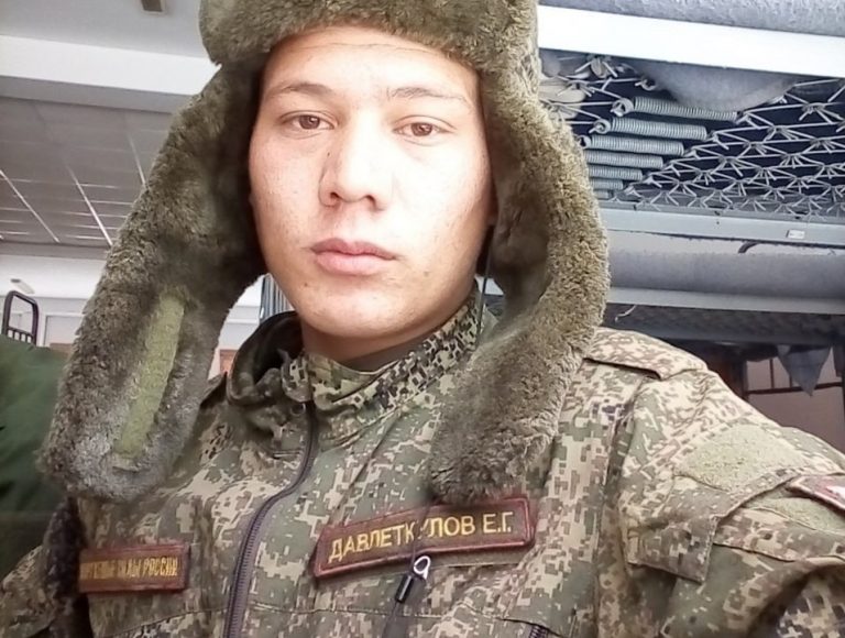 “Но меня обнулят в СБУ [стрелковый батальон усиления] и ВП. Пока живой. Всех люблю”